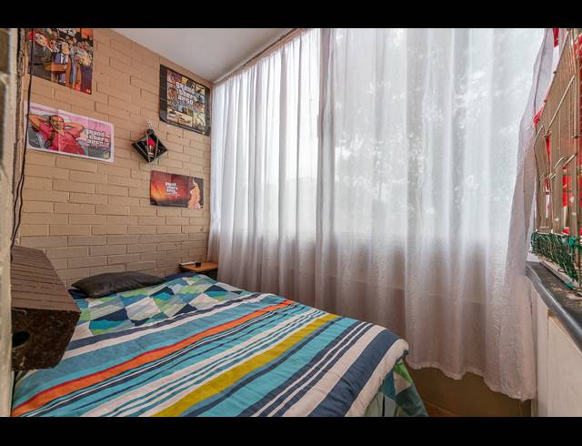 8 BEDROOM APARTMENT BLOCK FOR SALE IN ROSETTENVILLE